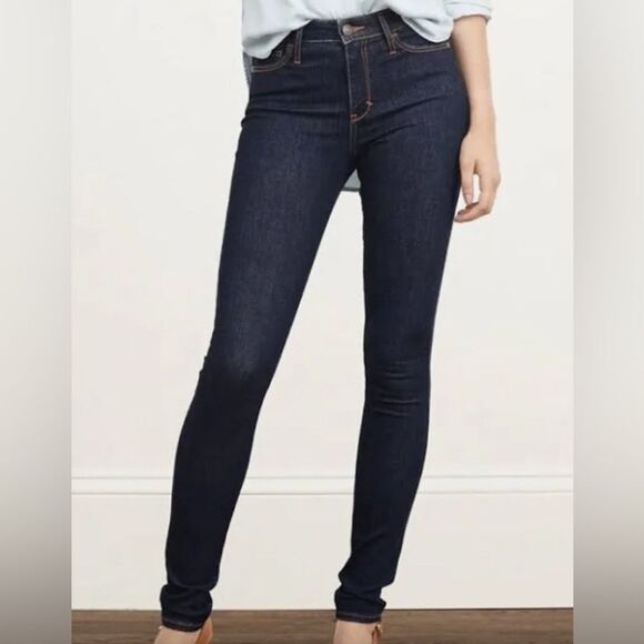 Abercrombie & Fitch Super Skinny Jean. Signature Collection. Size 29 - Picture 1 of 9